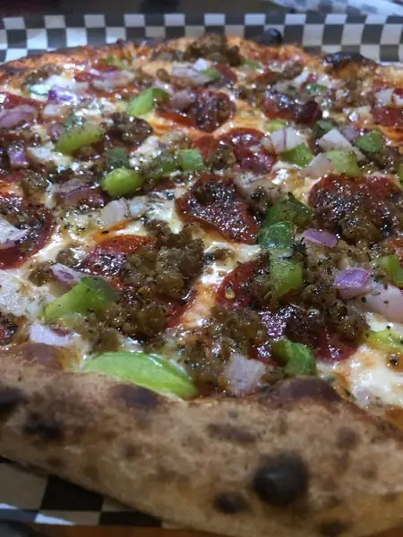 Eating at Broken Tree Pizza With Kids